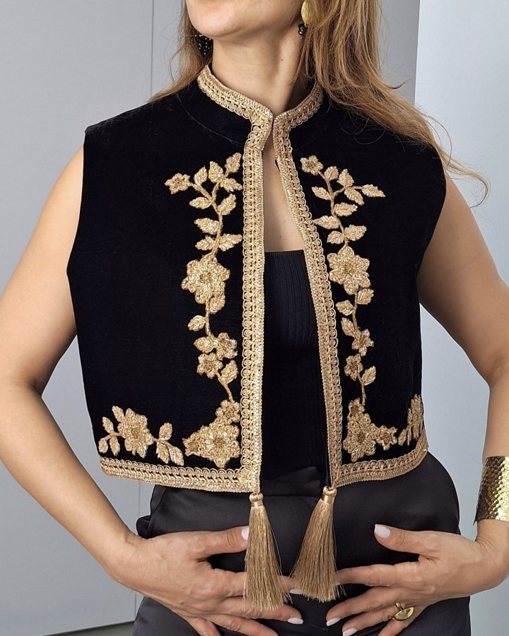 Veste Anissa Velours de Soie — Broderie Artisanale & Col Officier