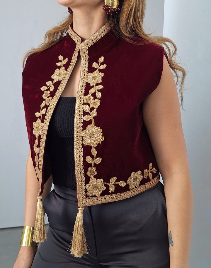Veste Anissa Velours de Soie — Broderie Artisanale & Col Officier