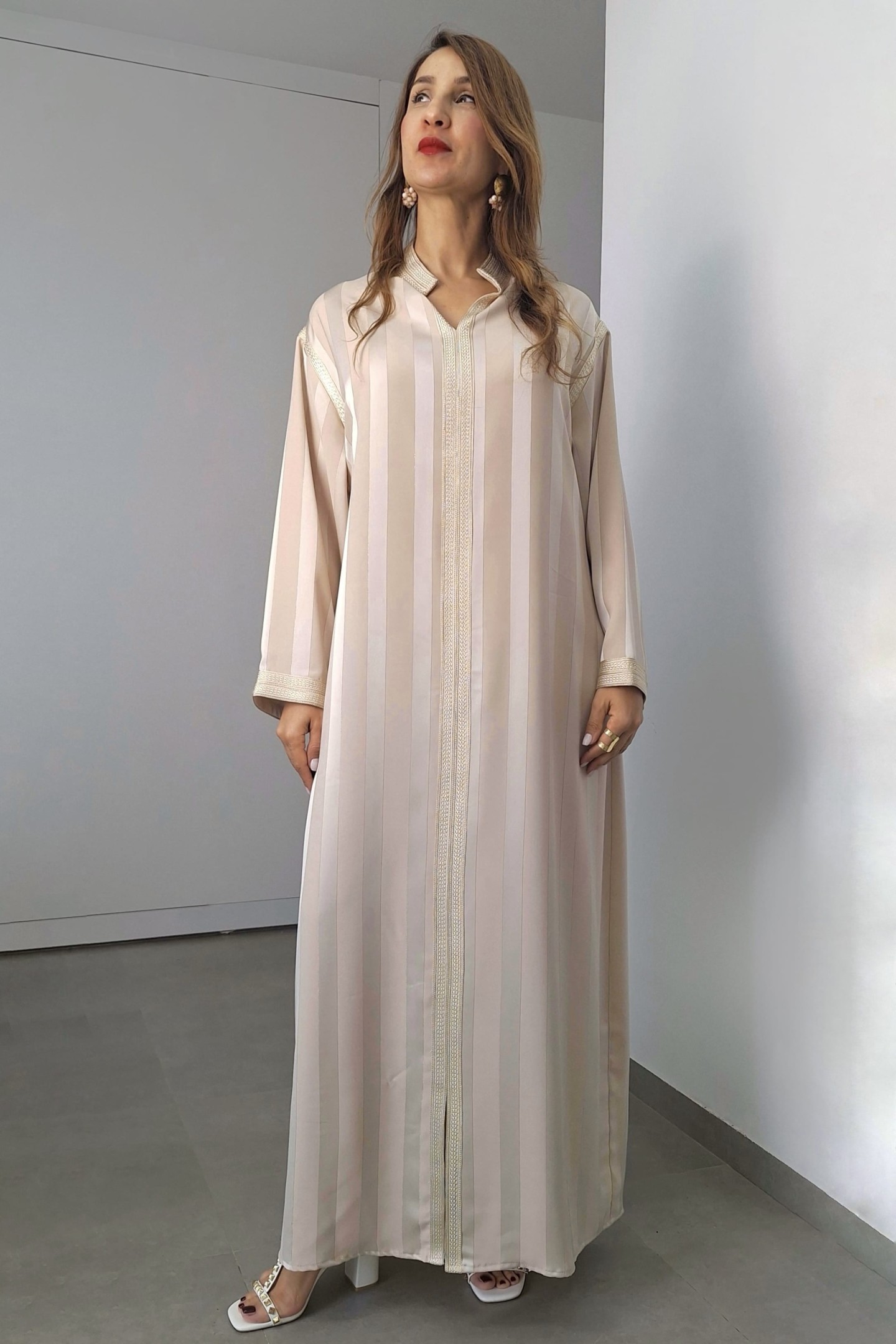 Robe Imen — Satin Fluide & Col Officier Signature