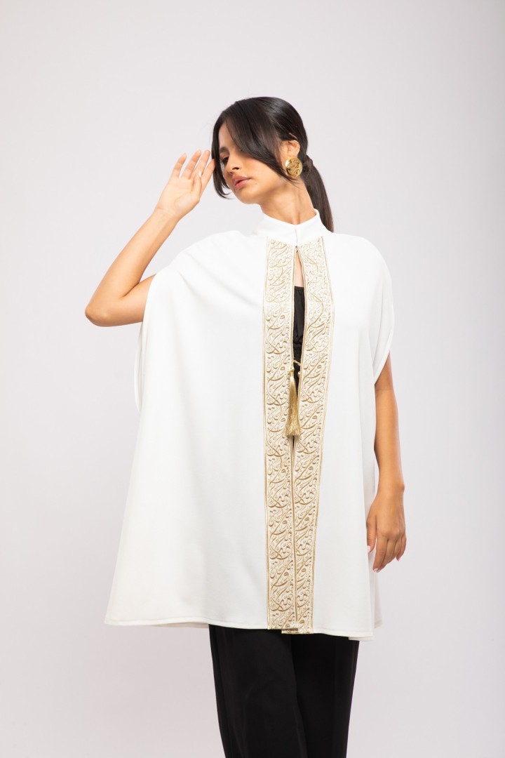 Cape Rayhana Crêpe Courte Calligraphie Évasée Chic