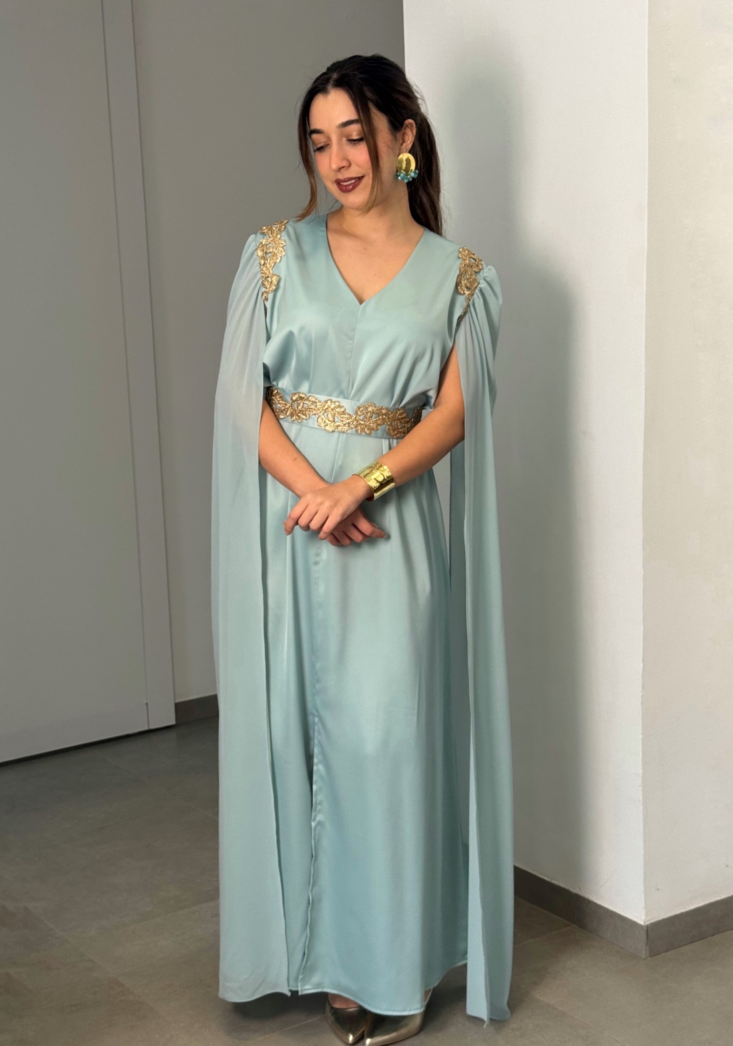 Robe Lina — Satin de Soie, Mousseline & Broderies Couture