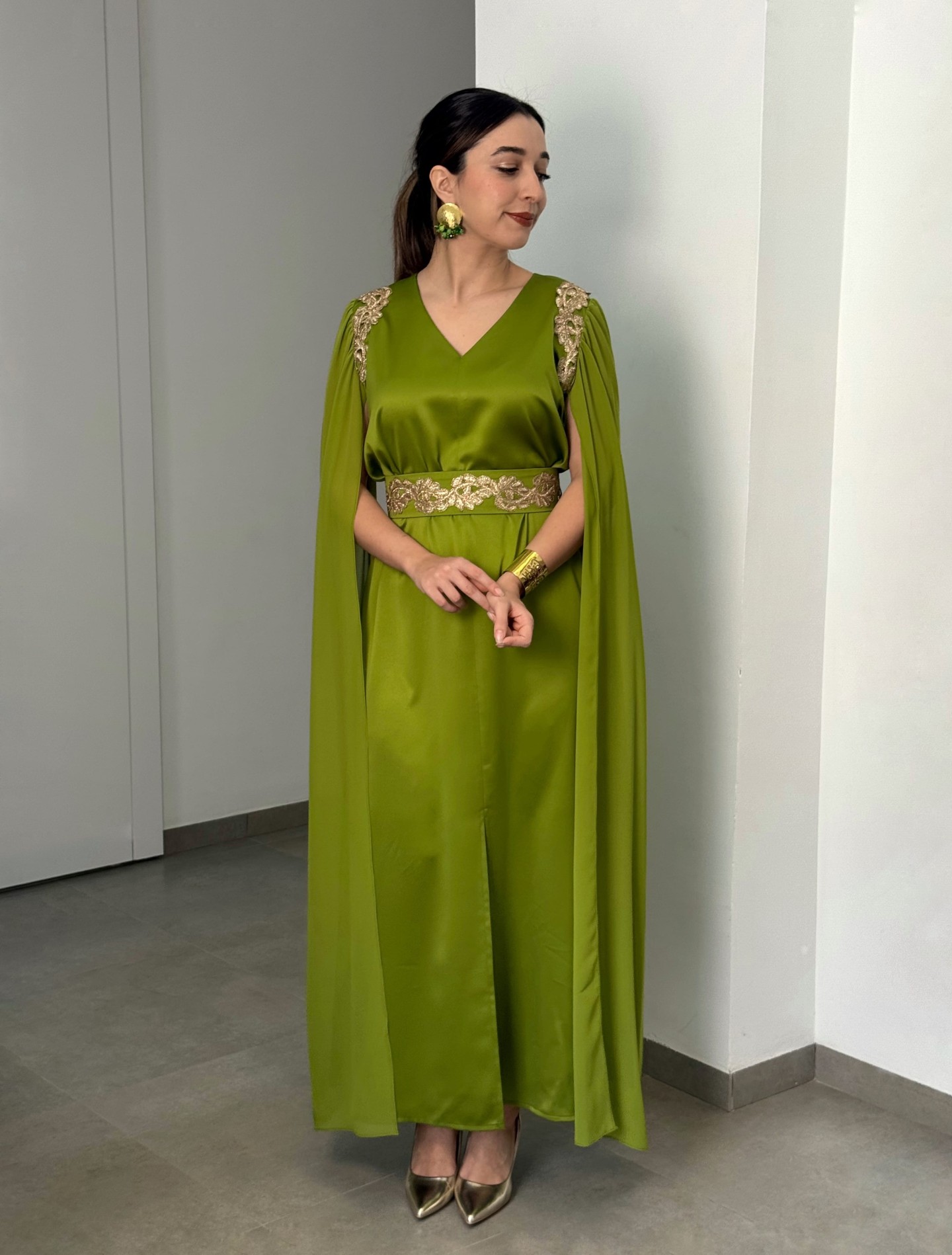 Robe Lina — Satin de Soie, Mousseline & Broderies Couture