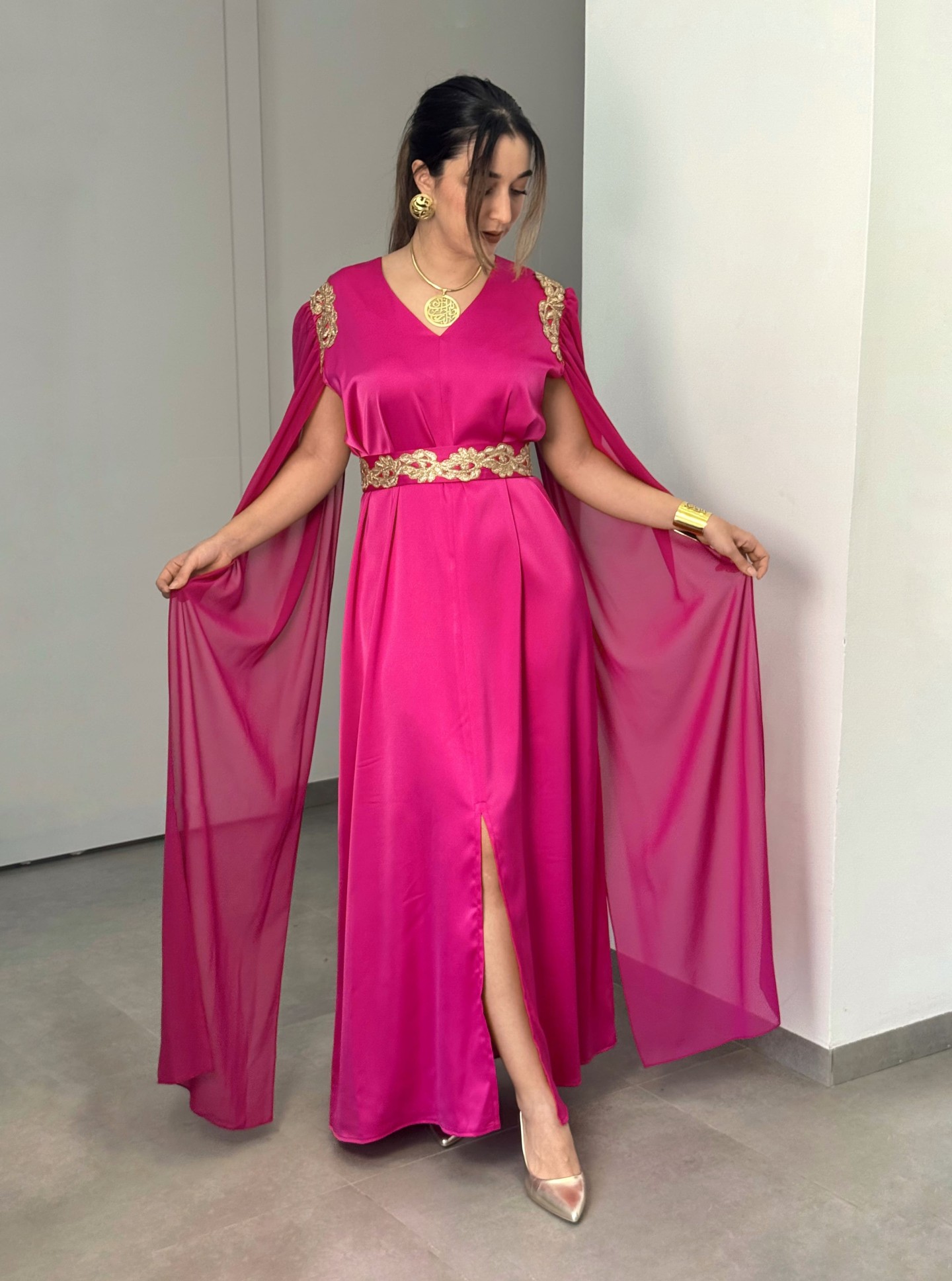 Robe Lina — Satin de Soie, Mousseline & Broderies Couture