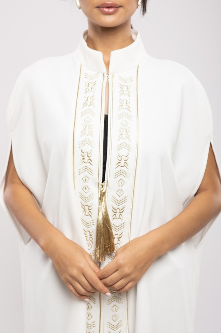 Cape Amira Crêpe Courte Évasée Bordure Berbère Chic