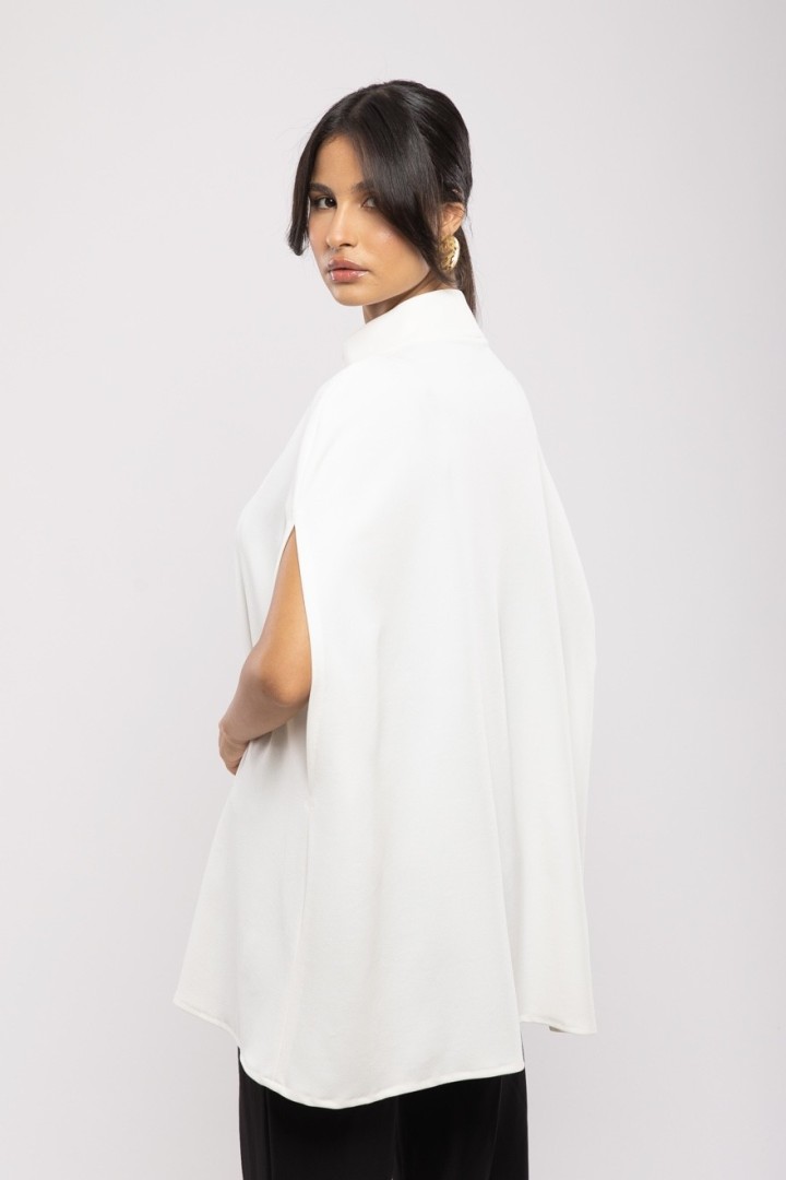 Cape Amira Crêpe Courte Évasée Bordure Berbère Chic