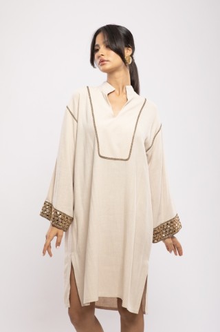 Robe Safa — Lin & Coton Premium avec Broderies Poignets
